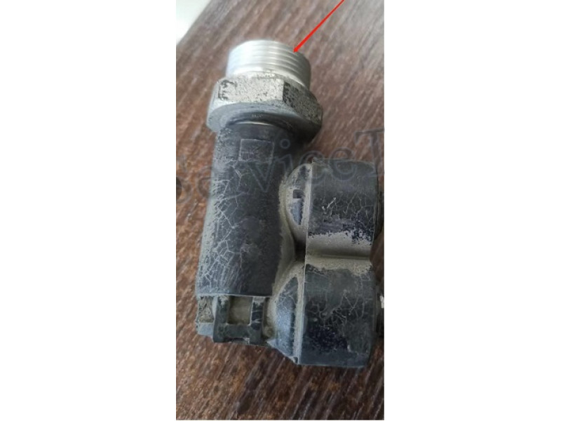 3521-00973 Соединитель быстросъёмный угловой (под 2 трубки)